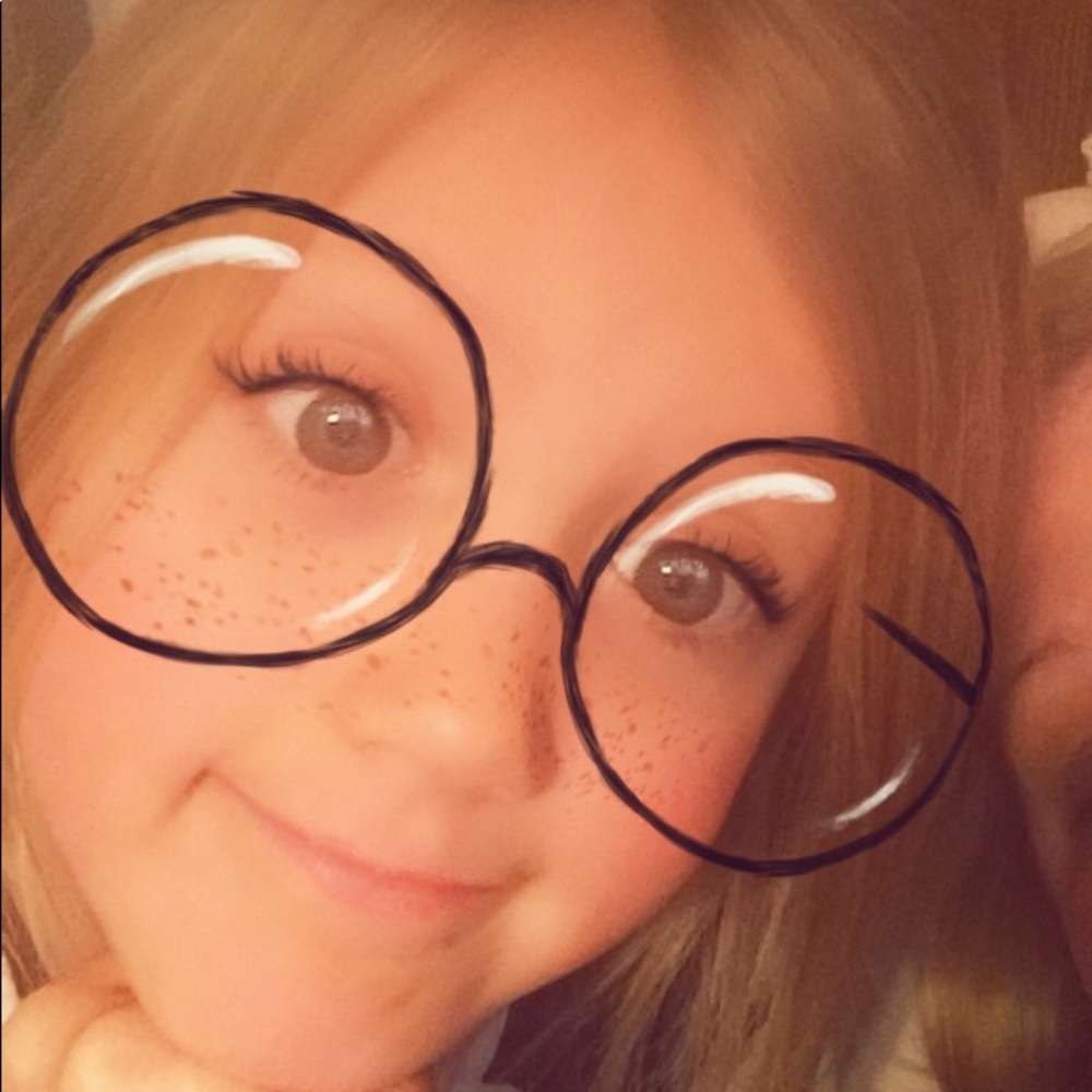 Meet your Posher, Britt